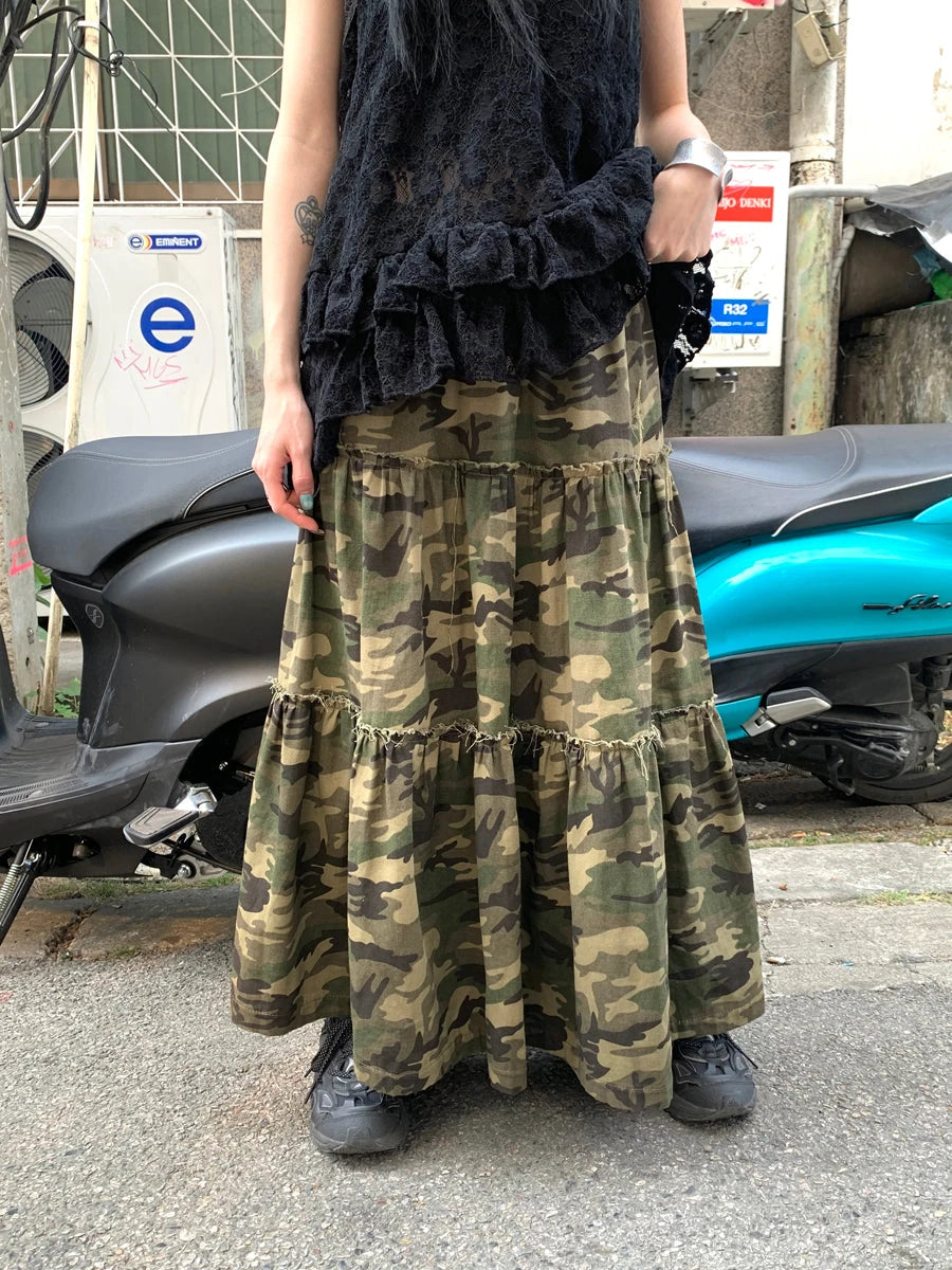 Vintage Distressed Camo Midi Skirt With Elastic Waistband
