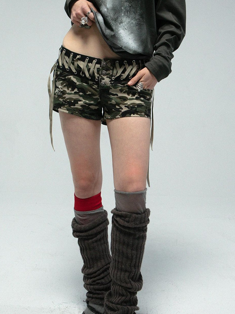 Camouflage Low-Rise Hot Shorts with Metal Buckle  Tie