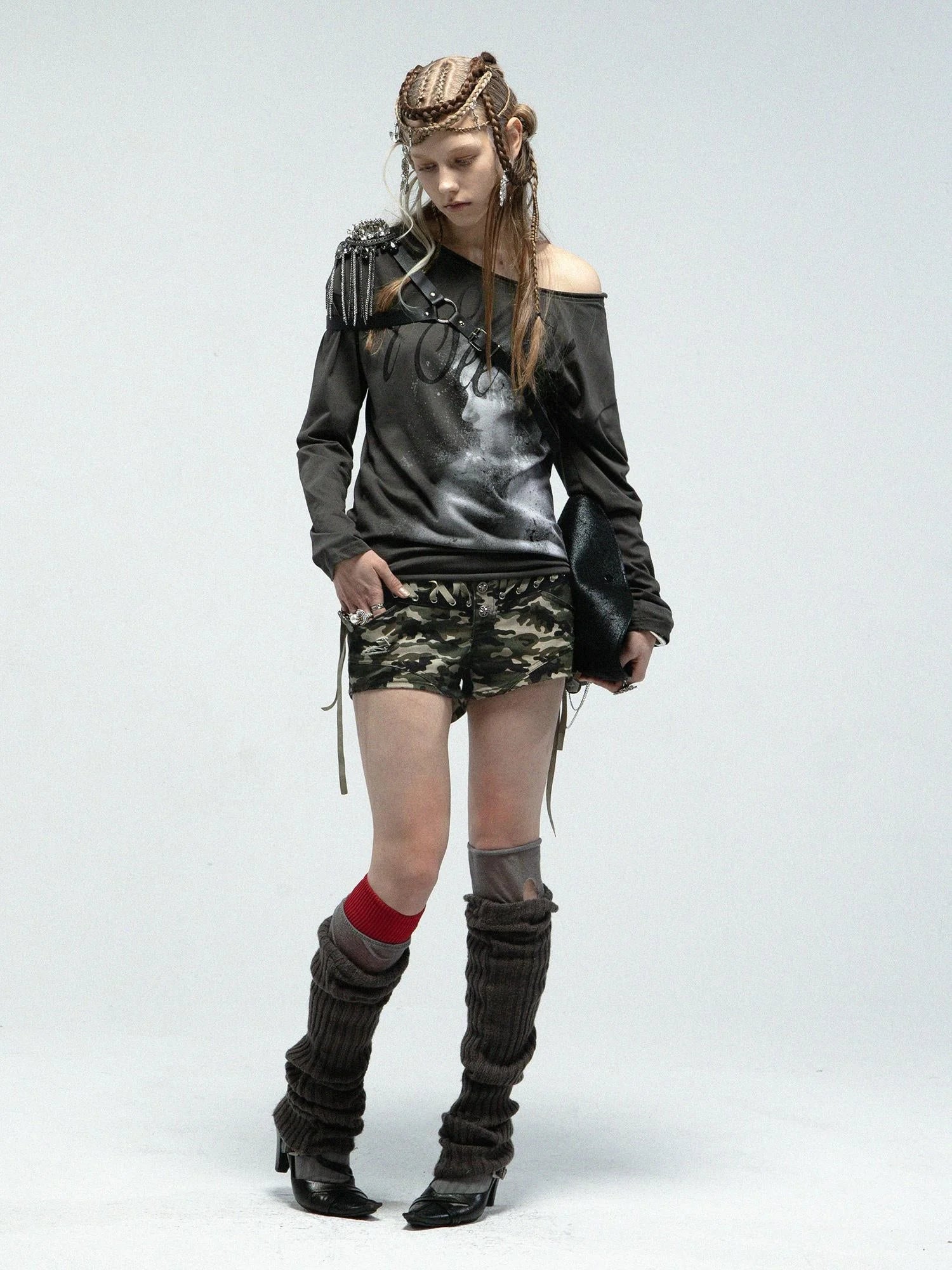 Camouflage Low-Rise Hot Shorts With Metal Buckle &amp; Tie