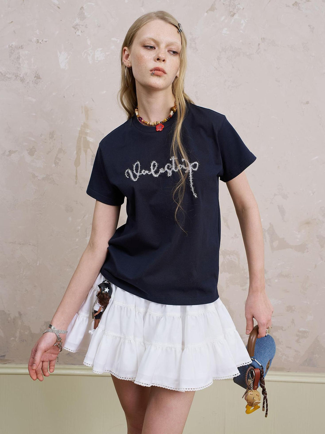 DIDDI MODA Casual Cotton Tee With Colorful Embroidered Letters