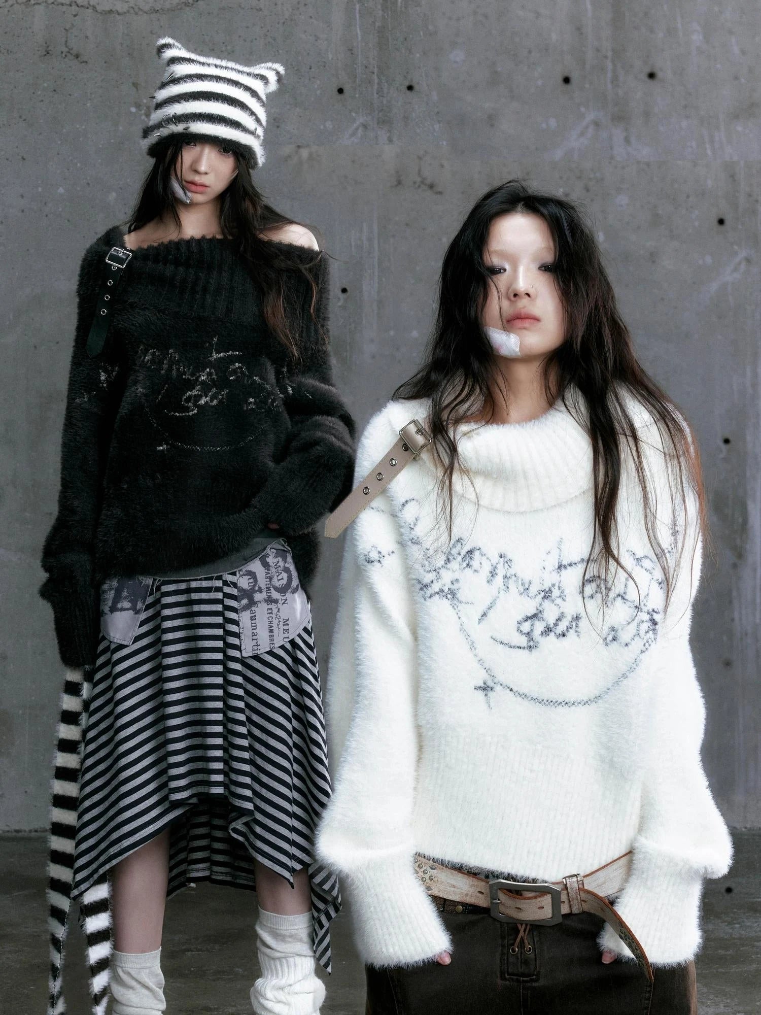 Chain Jacquard Detachable Belt Punk Collar Loose Sweater