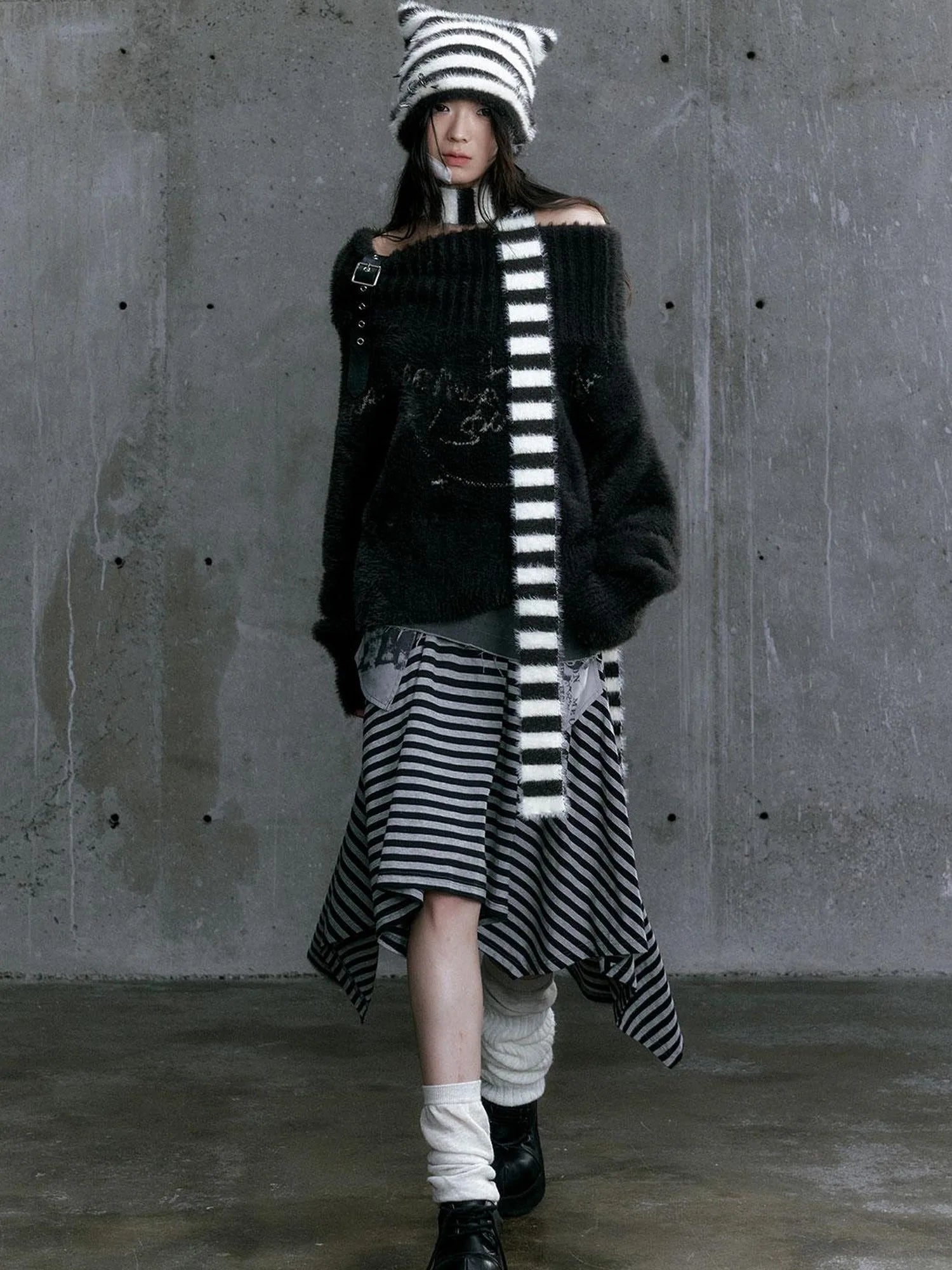 Chain Jacquard Detachable Belt Punk Collar Loose Sweater