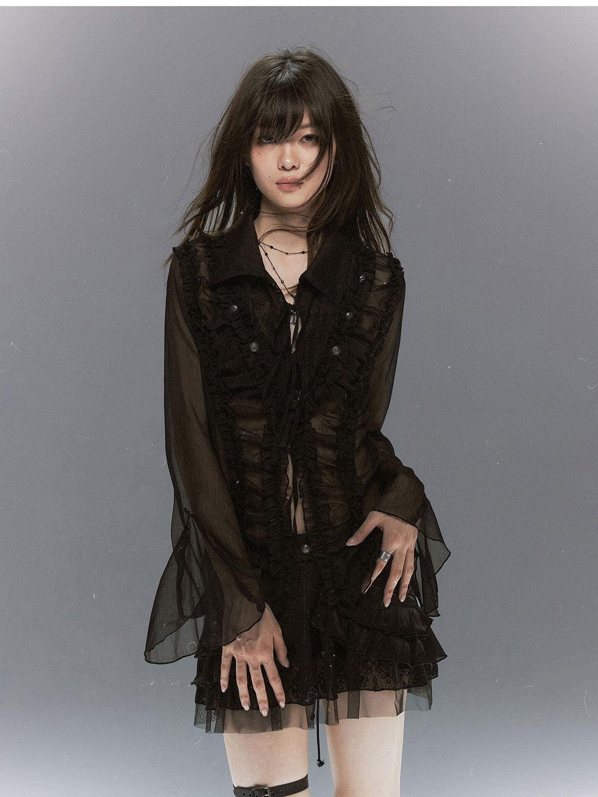 Cest Nous Court Lace Pleated Collared Placket Long Sleeve Women&