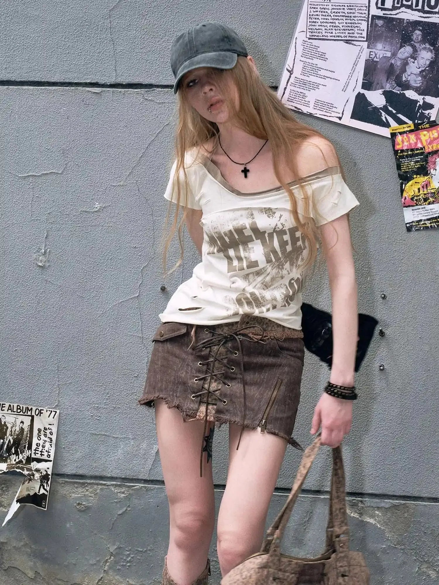 Crooked Club Graffiti Tee