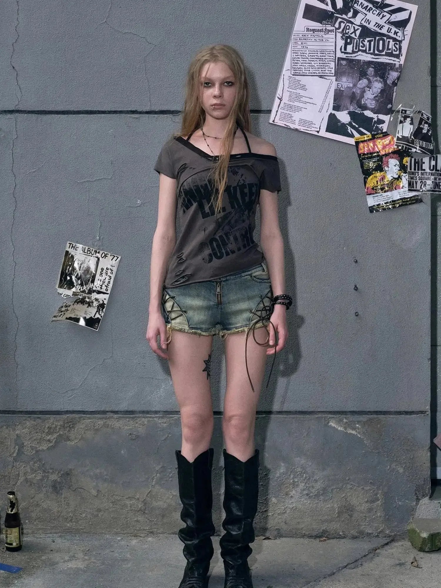 Crooked Club Graffiti Tee