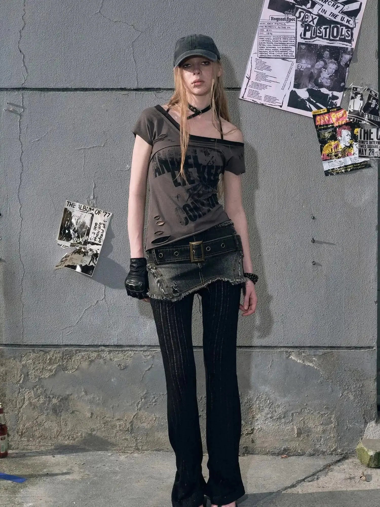 Crooked Club Graffiti Tee