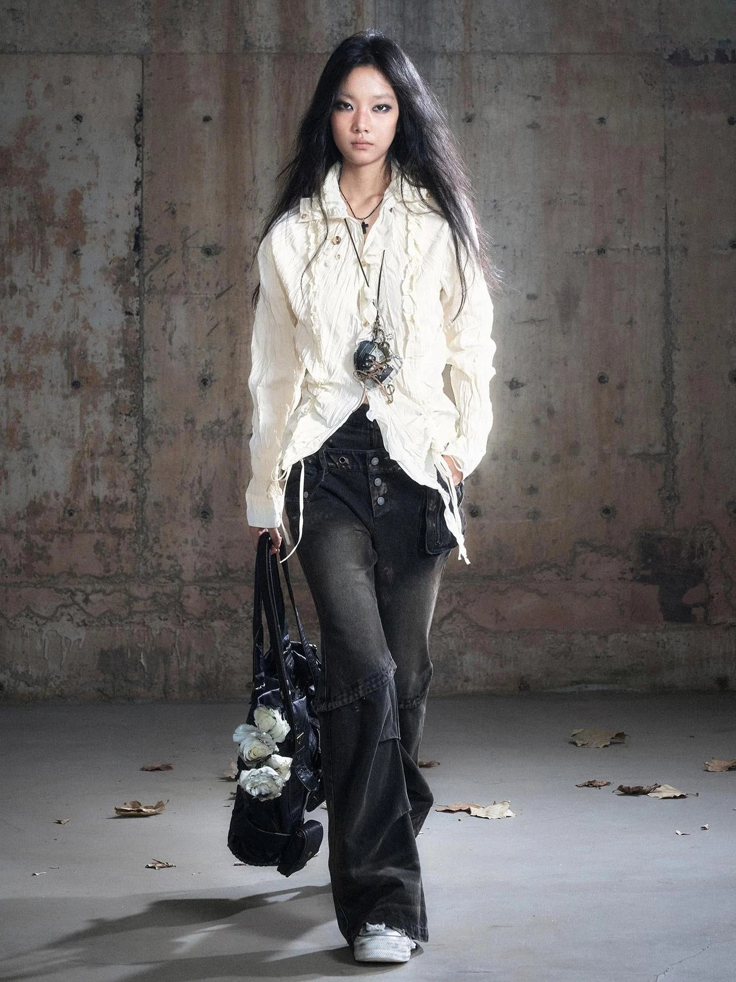 Double Waist Muddy Wash Low Rise Flared Jeans