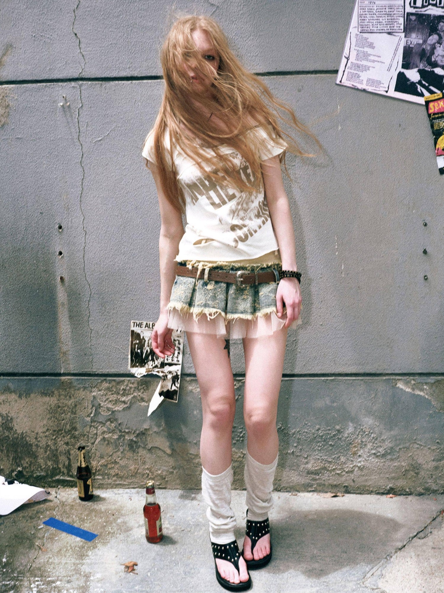 Cest Nous Frayed Asymmetric Graffiti V-neck Women&