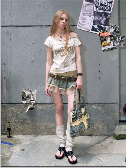 Cest Nous Frayed Asymmetric Graffiti V-neck Women&
