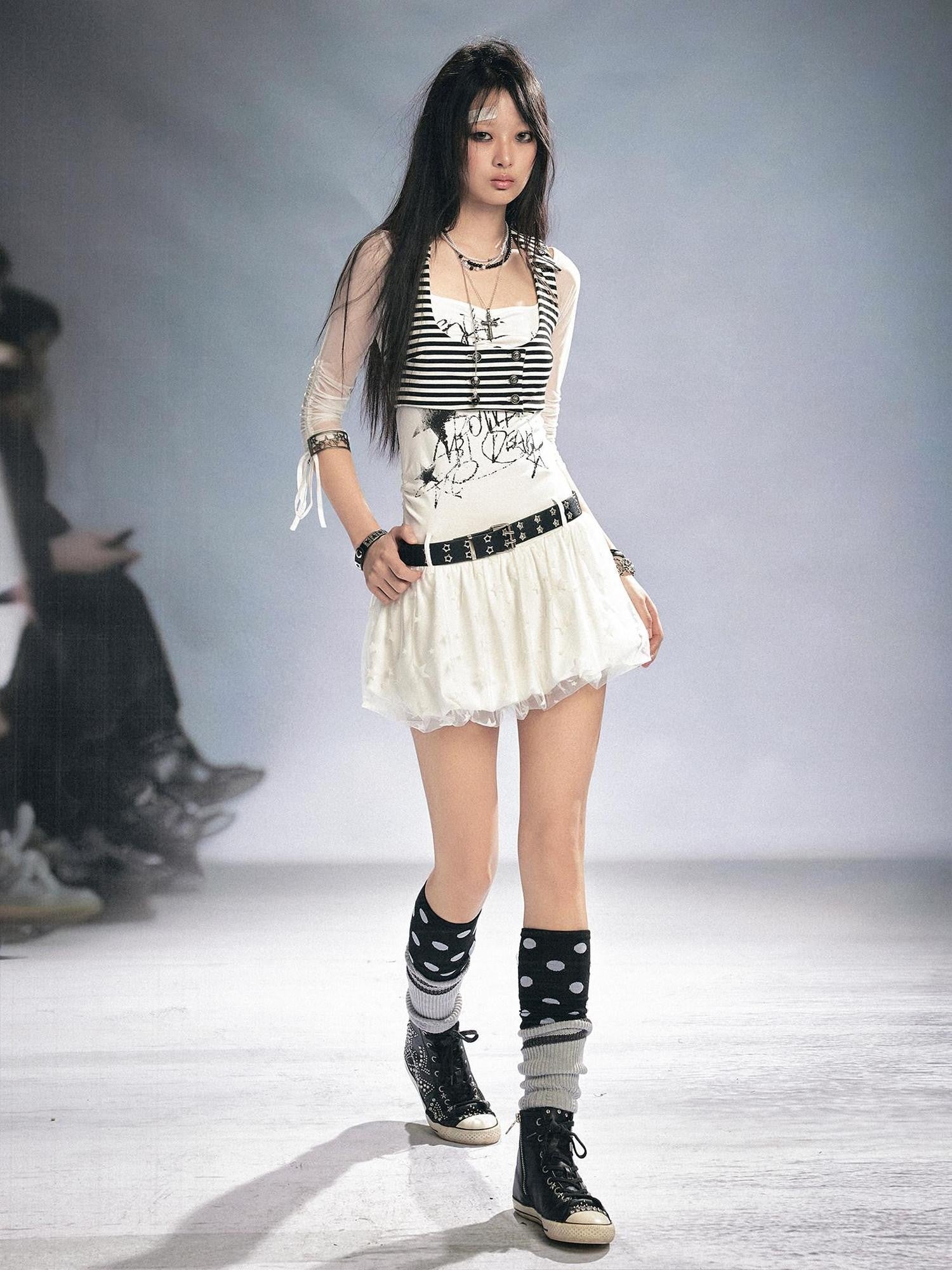 Cest Nous Punk Star Print Raglan Sleeve Puff Women&