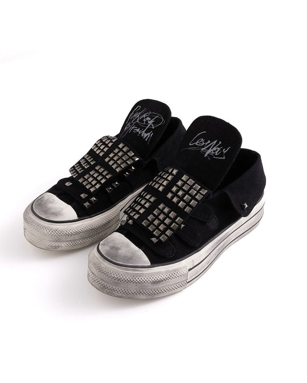 Studded Punk Graffiti Lace Velcro Low Top Round Toe Women's Canvas Sneakers