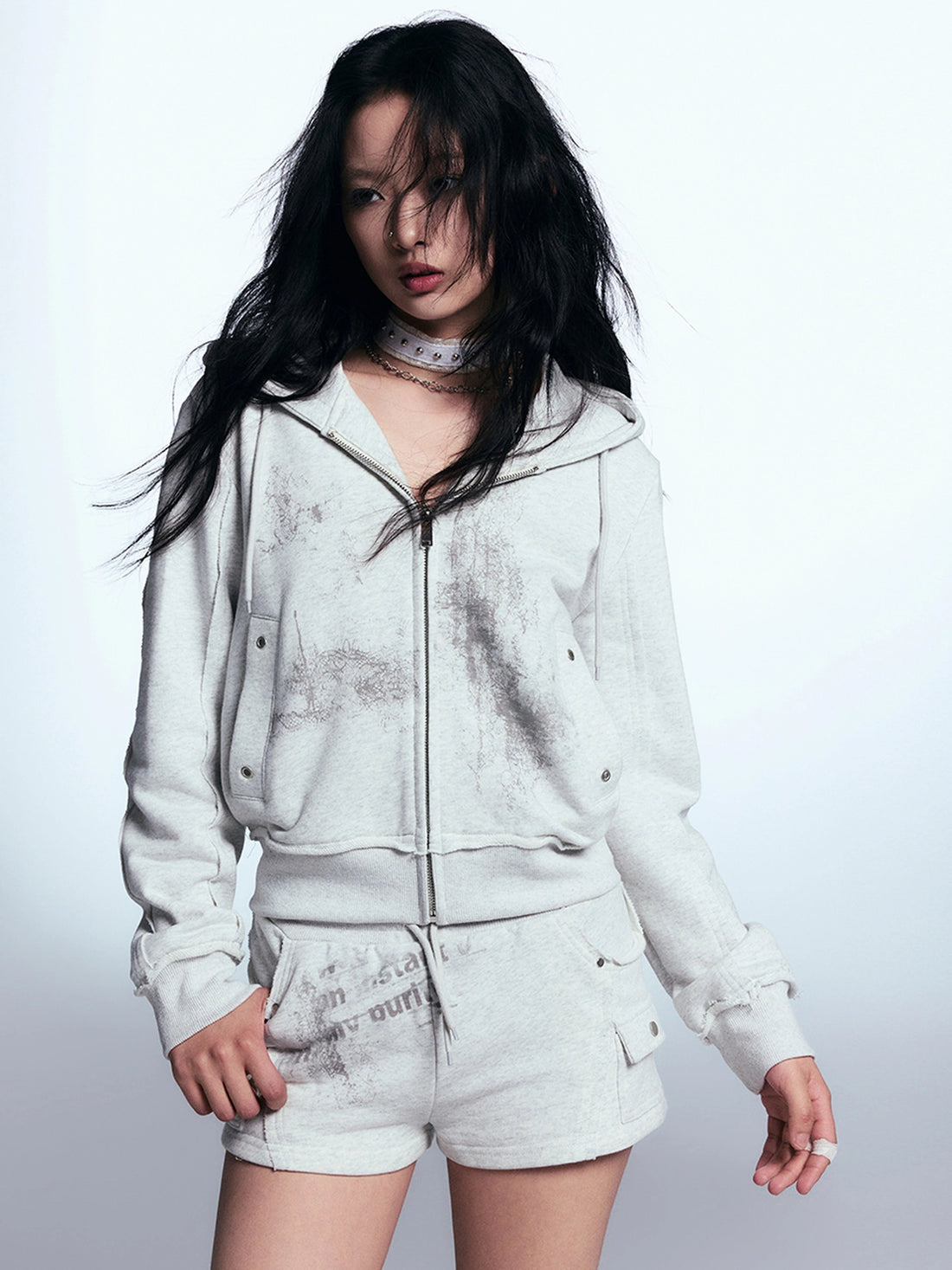Chinese Clothing Cest Nous Update Deconstructed Lace Graffiti Sweatsuit V-neck T-shirt Long Sleeve