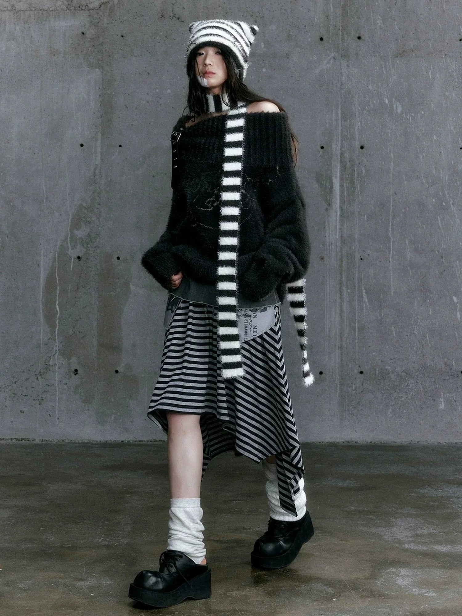 Chinese Clothing Cest Nous Update Punk Striped Cat Ear Hat Scarf Set