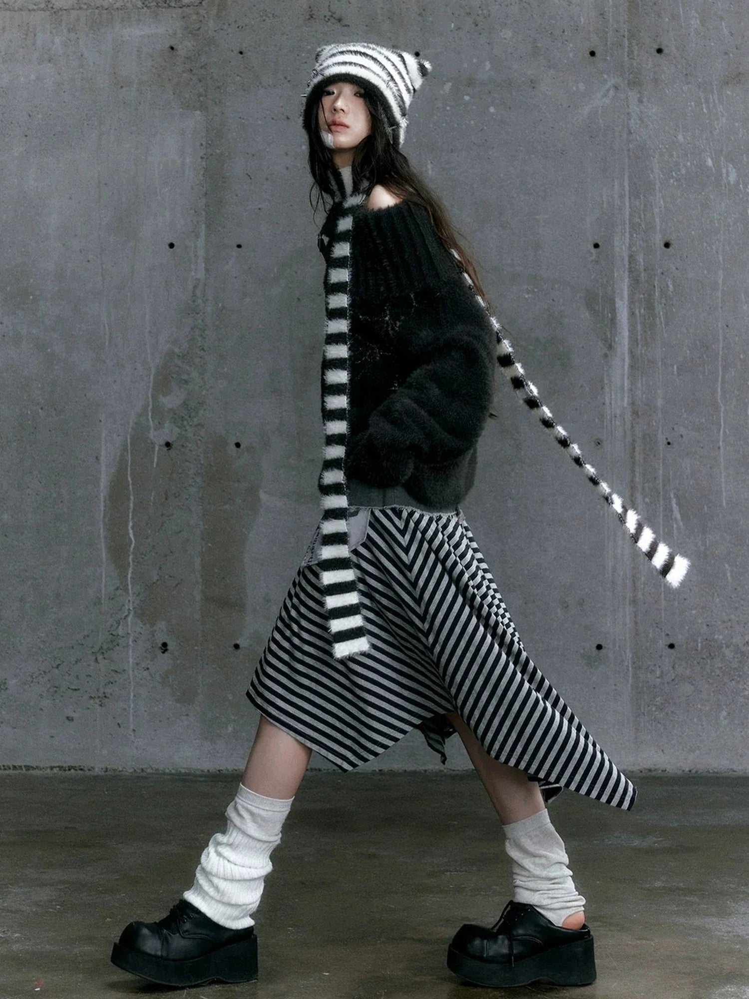 Chinese Clothing Cest Nous Update Punk Striped Cat Ear Hat Scarf Set