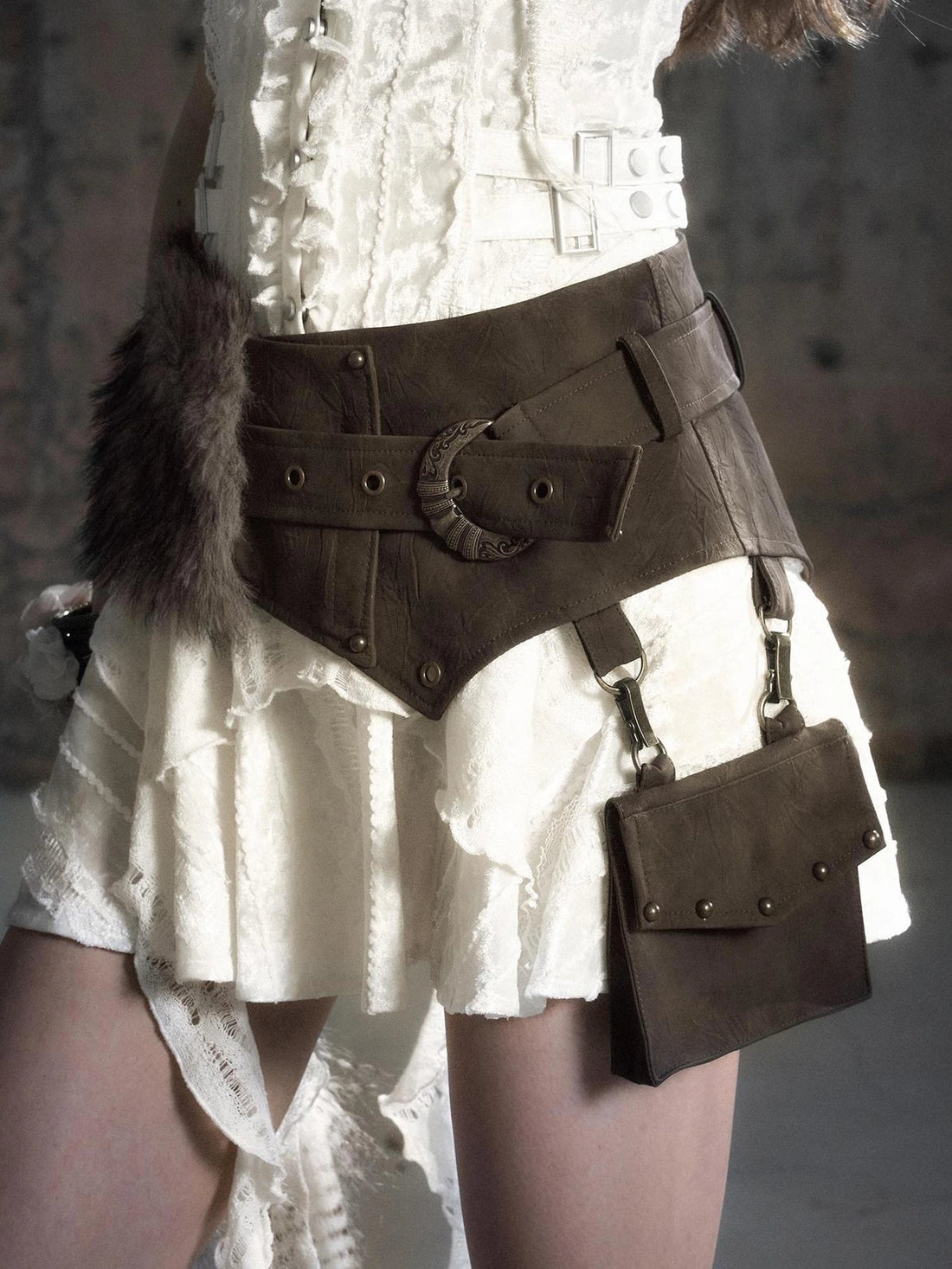Chinese Clothing Cest Nous Update Vintage Dyed Leather Fur Patch Waist Belt
