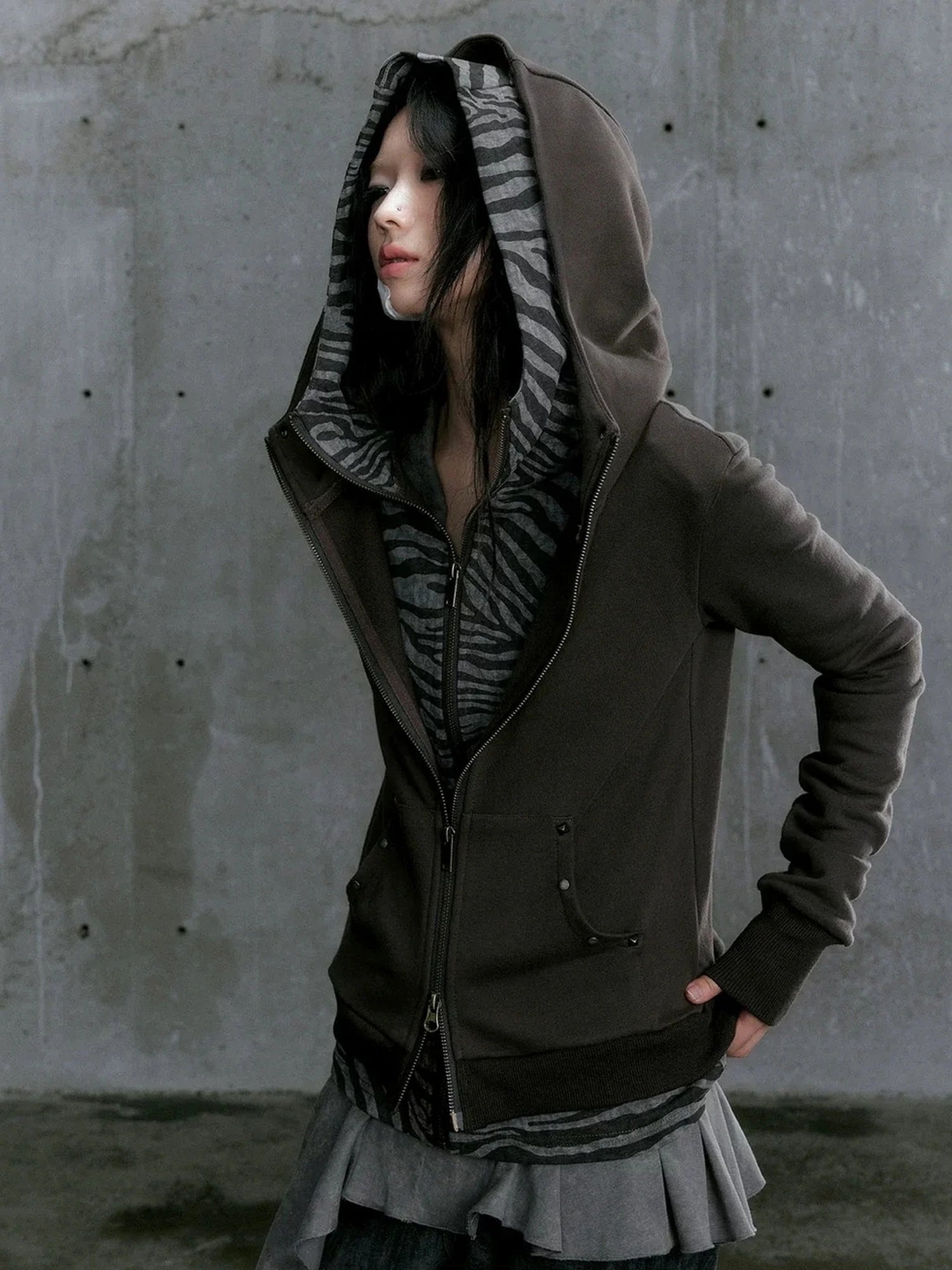 Chinese Clothing Cest Nous Update Vintage Studded Two Tone Zip Hoodie