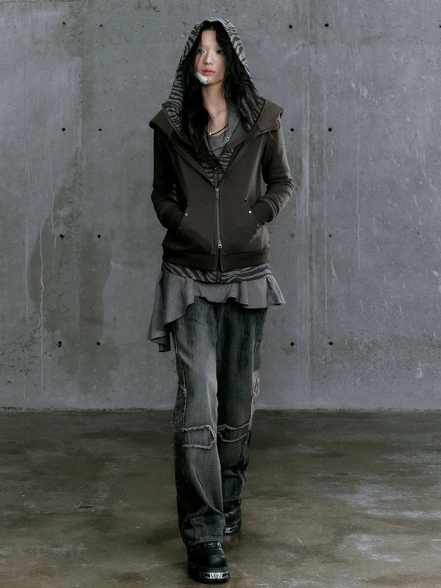 Chinese Clothing Cest Nous Update Vintage Studded Two Tone Zip Hoodie