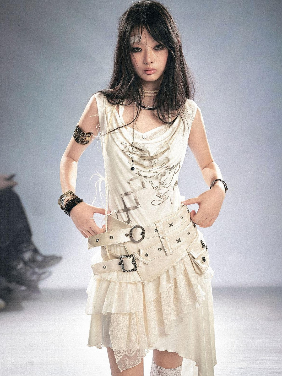 Cest Nous Vintage Metal Filigree Cross Stud Double Waist Women&