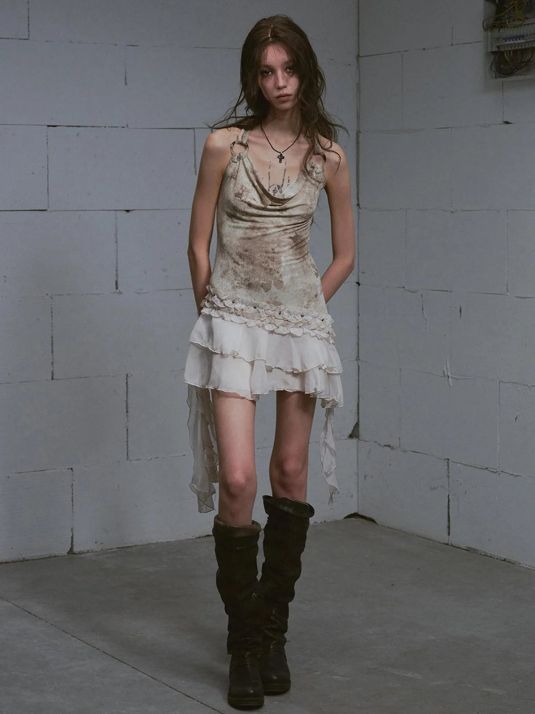 Cest Nous Vintage Ombre Lace Trim Slit Hem Dress