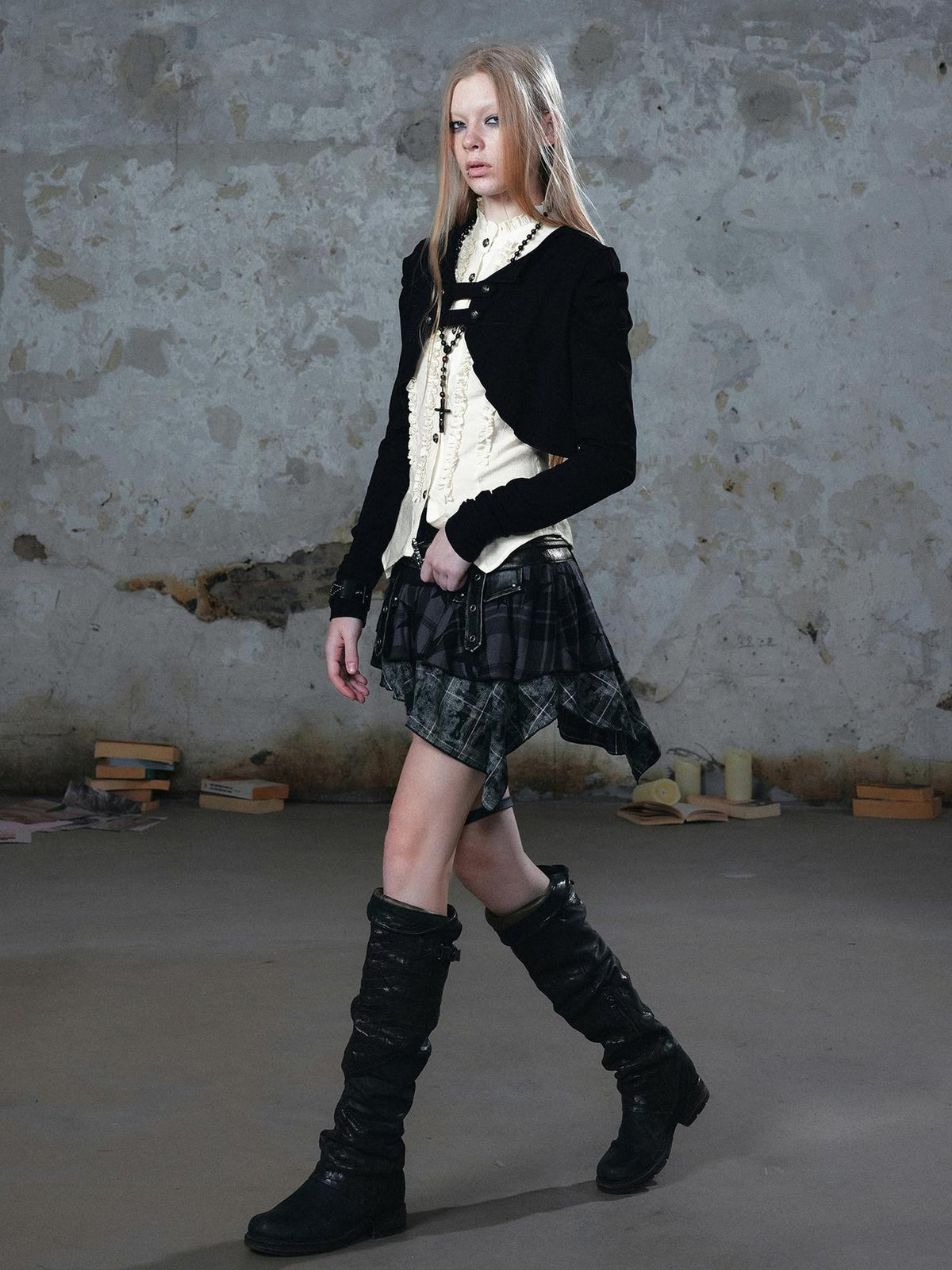Cest Nous Vintage Palace Layered Ruffle Design Women&