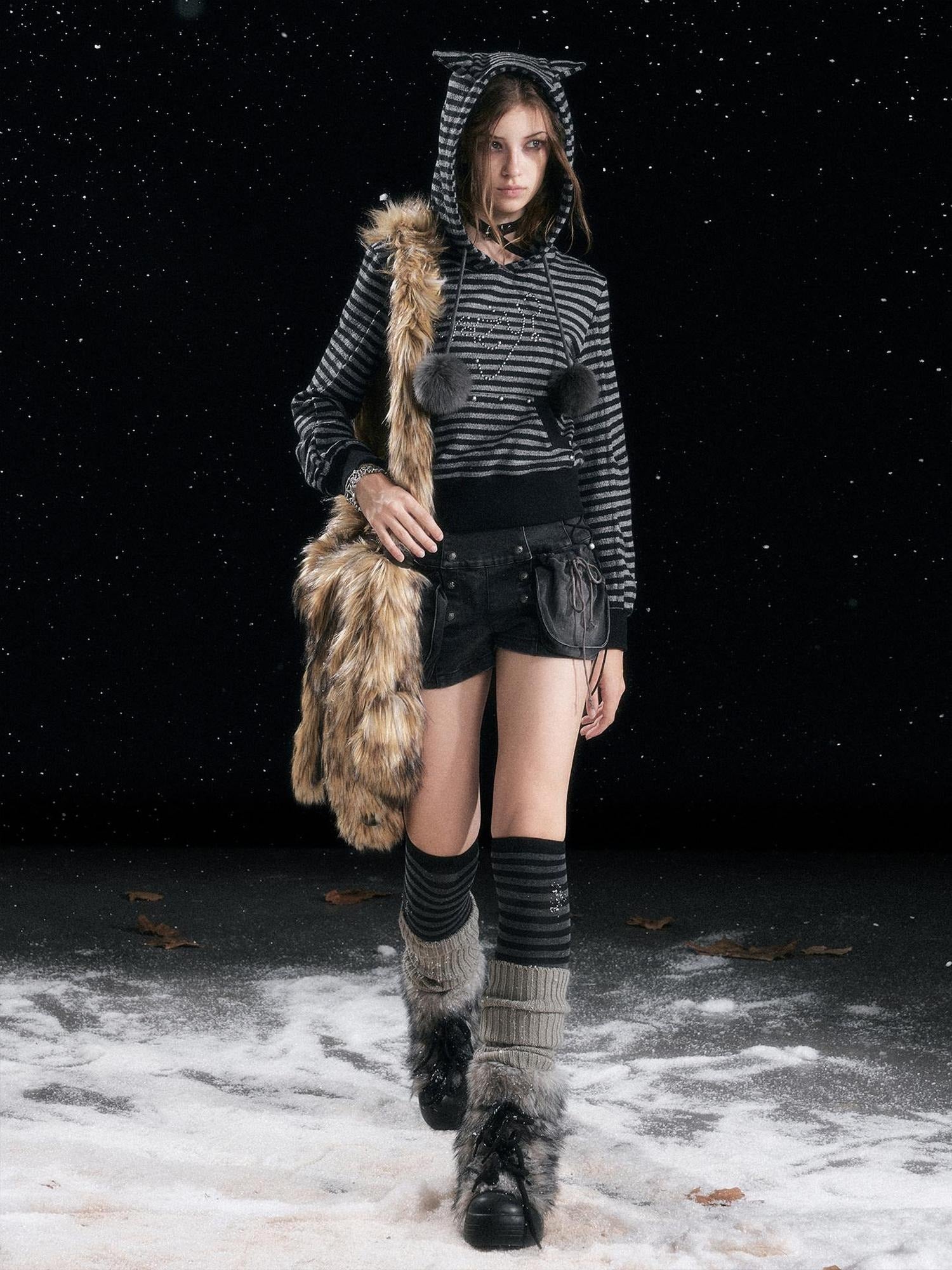 Cest Nous Washed Black Cotton Drawstring Cargo Natural Waist Womens Slight Stretch Shorts