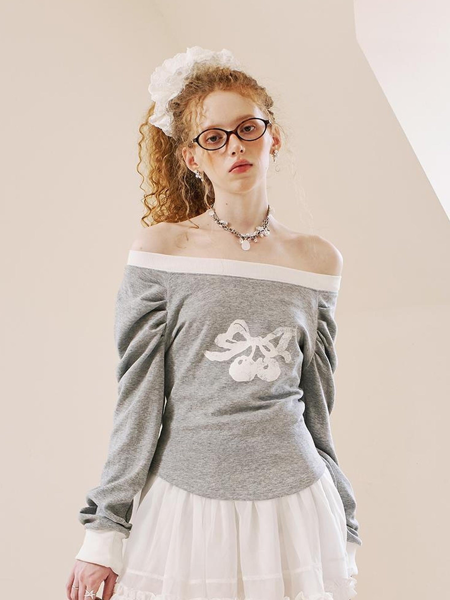 DIDDI MODA Cherry Bow Pleated Off Shoulder Sweatshirt
