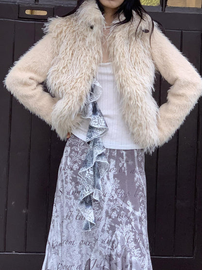 Chipchipshop Beige Cropped Vertical Fur Panels Knit Sleeves High Neck Women&