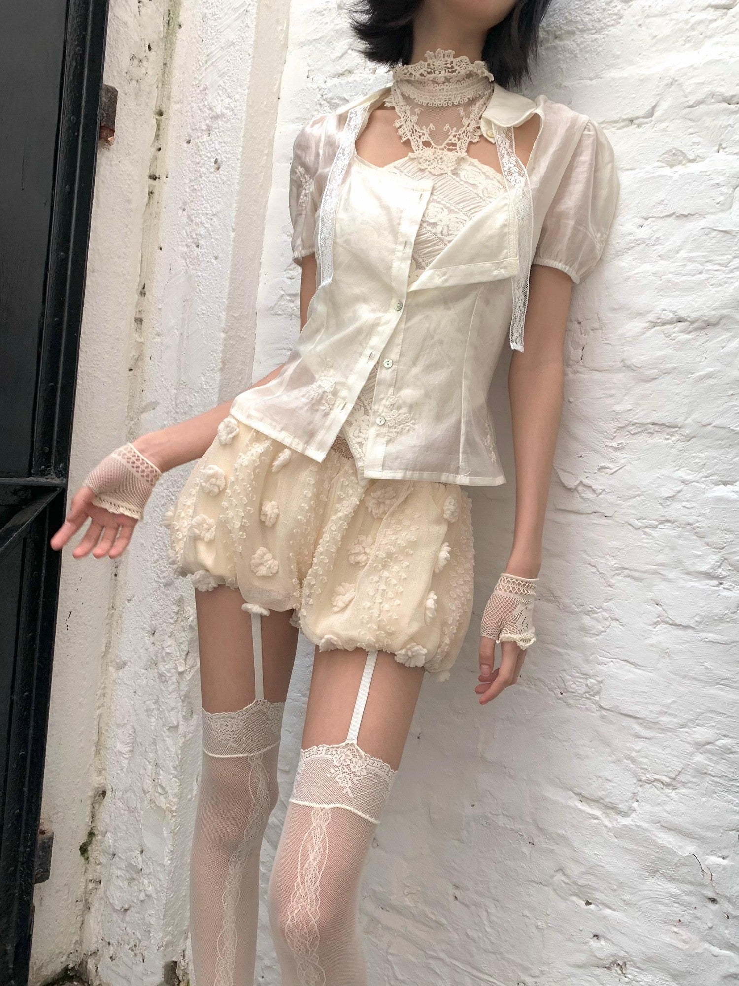 Chipchipshop Beige Ultra Dense Textured Reinforced Suspender Women&