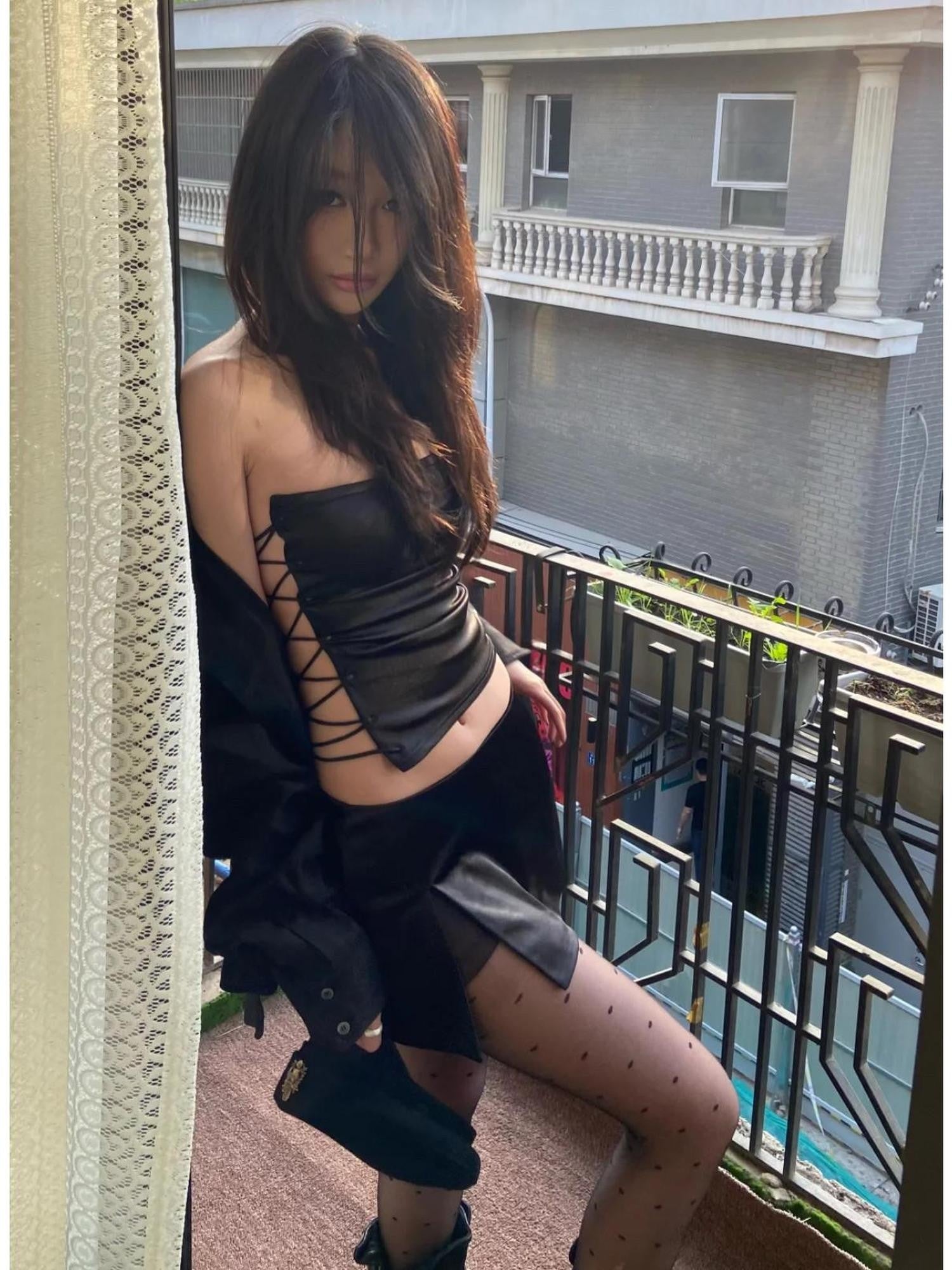 Chipchipshop Black Minimal Strappy Bandeau Tie Unpadded Women&