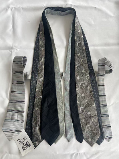 Chipchipshop_Original_Vintage_Tie_Detail_V-neck_Unique_Print_One_Of_A_Kind_Women&
