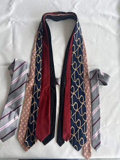 Chipchipshop_Original_Vintage_Tie_Detail_V-neck_Unique_Print_One_Of_A_Kind_Women&