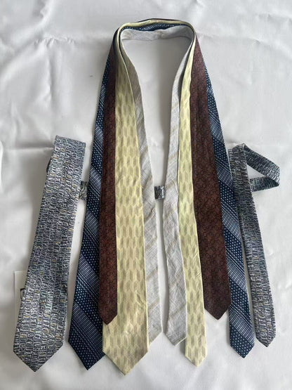 Chipchipshop_Original_Vintage_Tie_Detail_V-neck_Unique_Print_One_Of_A_Kind_Women&