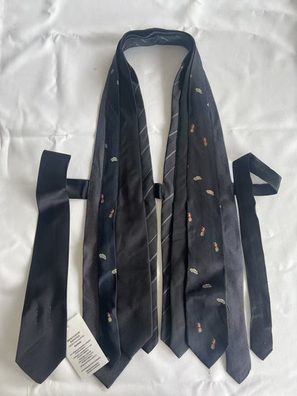 Chipchipshop_Original_Vintage_Tie_Detail_V-neck_Unique_Print_One_Of_A_Kind_Women&