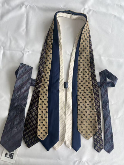 Chipchipshop_Original_Vintage_Tie_Detail_V-neck_Unique_Print_One_Of_A_Kind_Women&