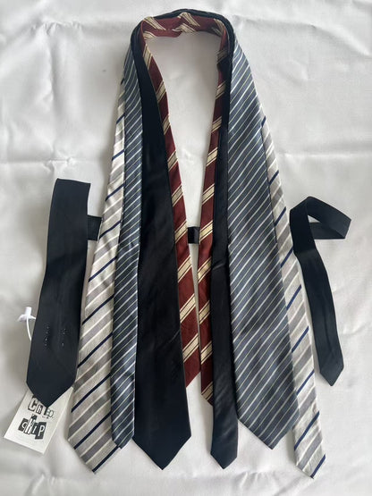 Chipchipshop_Original_Vintage_Tie_Detail_V-neck_Unique_Print_One_Of_A_Kind_Women&