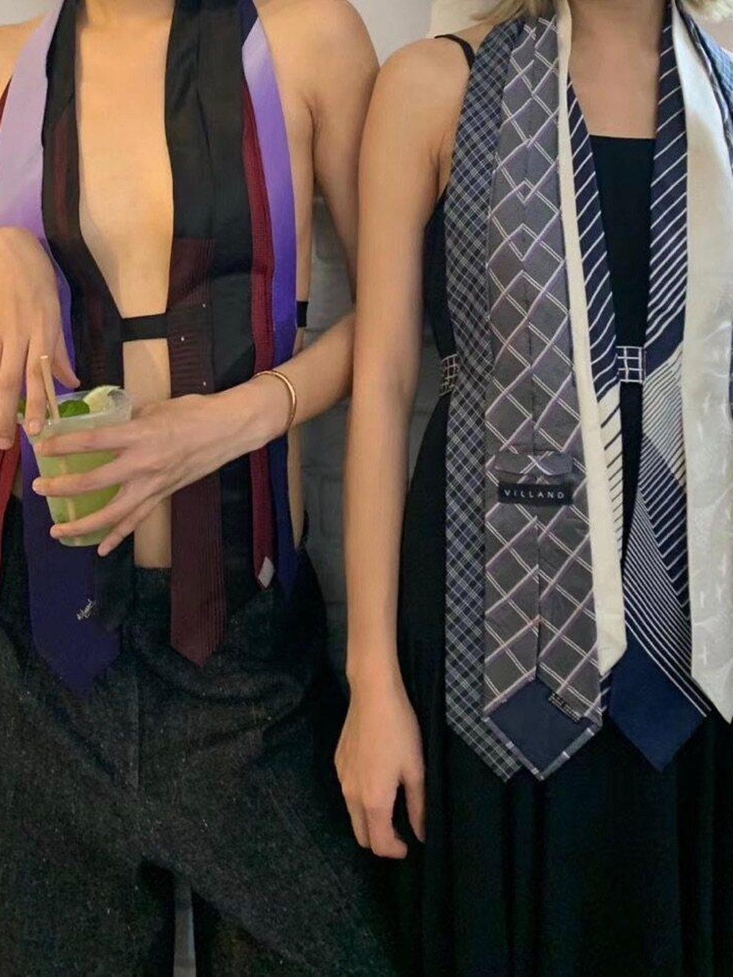 Chipchipshop Original Vintage Tie Detail V-neck Unique Print One Of A Kind Women&