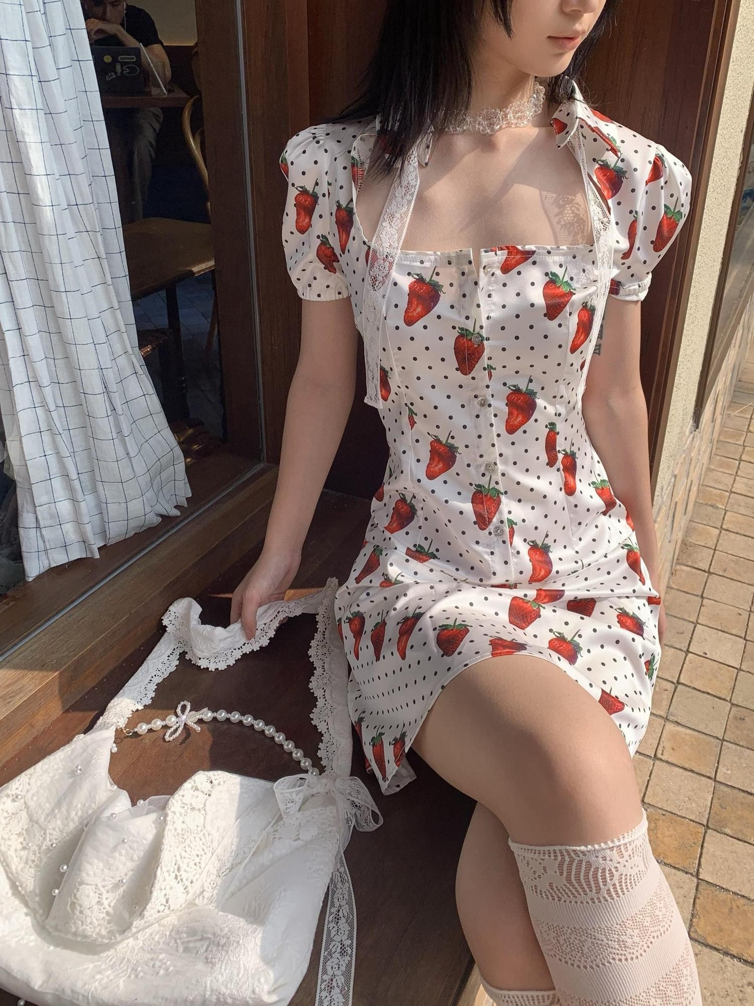 Chipchipshop Strawberry Polka Dot Bubble Sleeve Women&