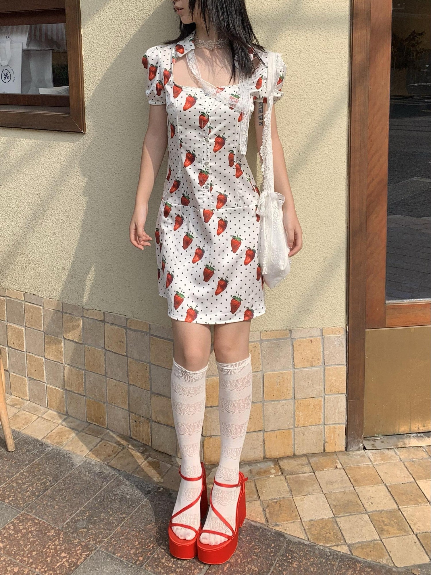 Chipchipshop Strawberry Polka Dot Bubble Sleeve Women&
