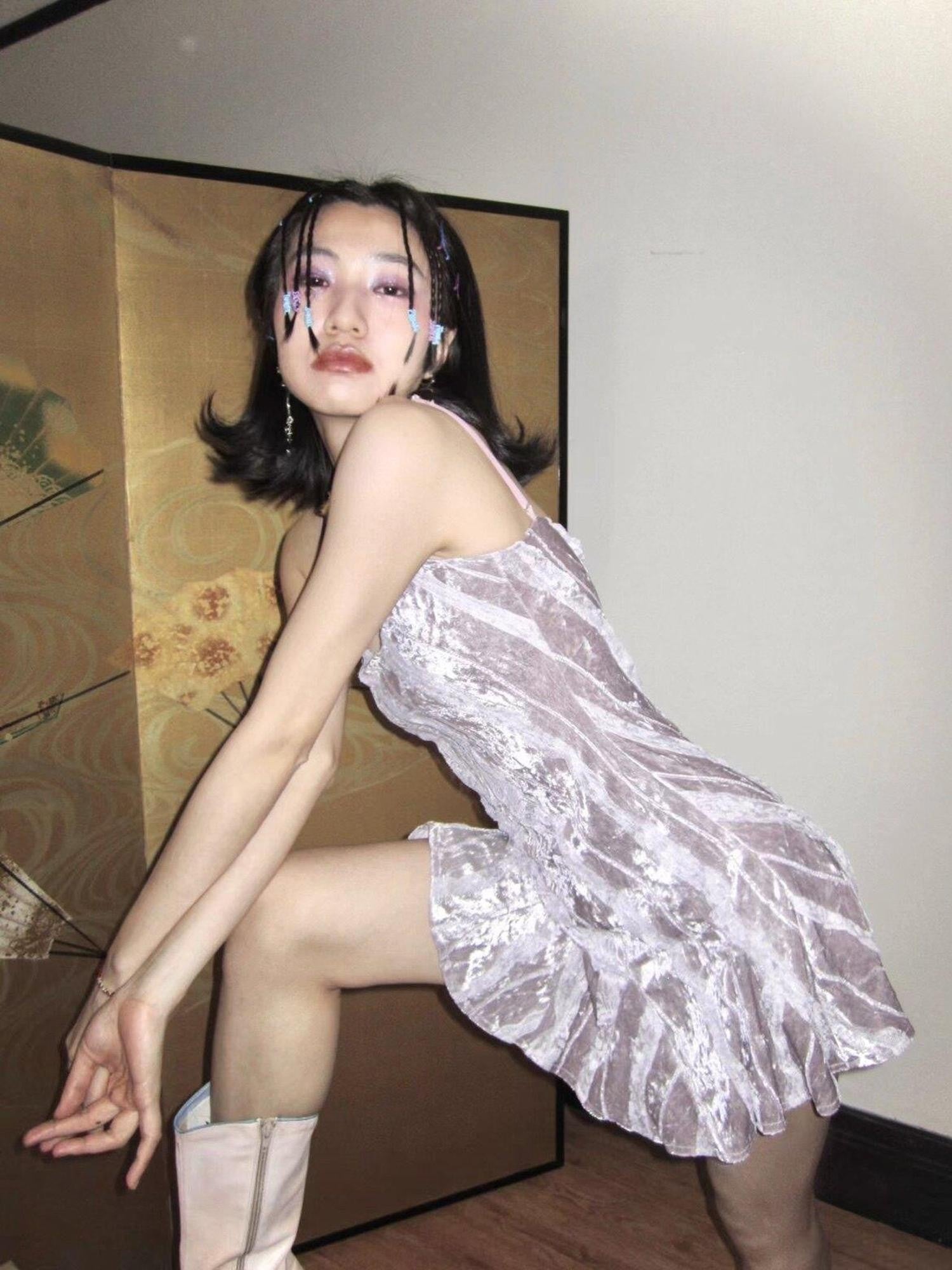 Chipchipshop Velvet Spliced Lace Bias Cut Spaghetti Strap Women&