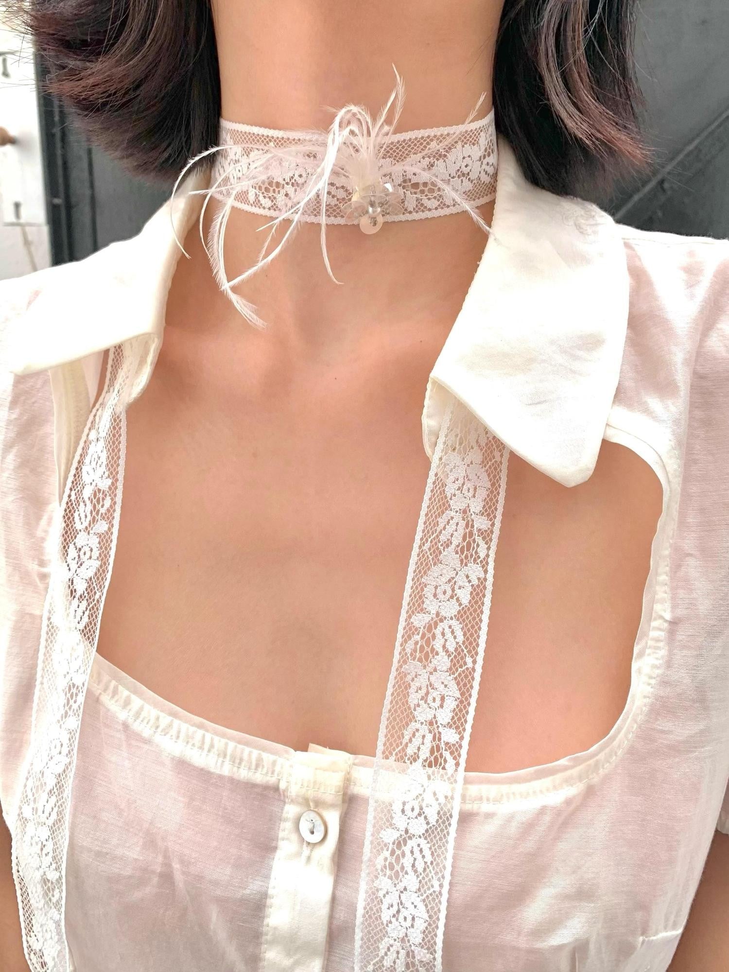 Chipchipshop Vintage Lace Satin Ribbon Feather Accent Lace Button Women&