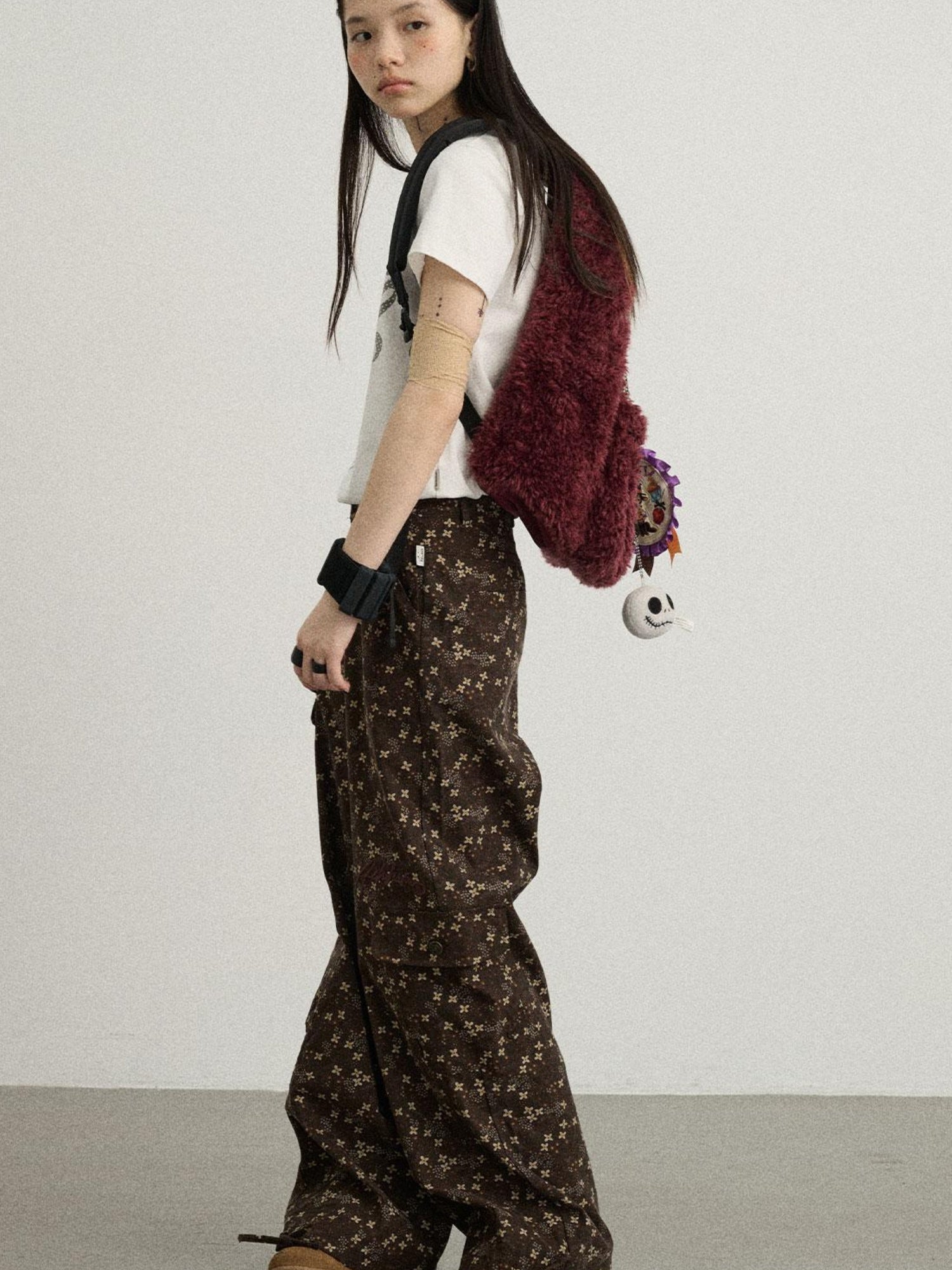 Achihara Chocolate Floral Print Casual Pants