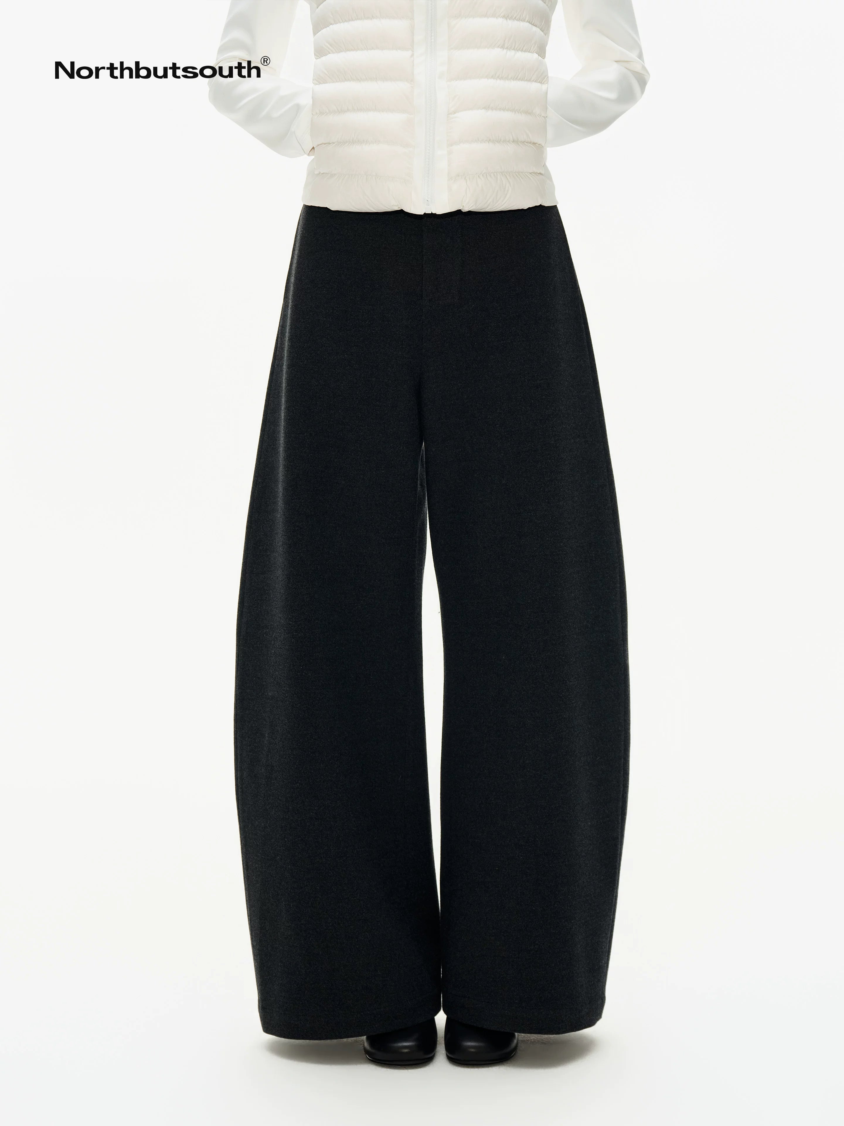Classic Black Grey Pleatless Curved Cut Low Rise Women&