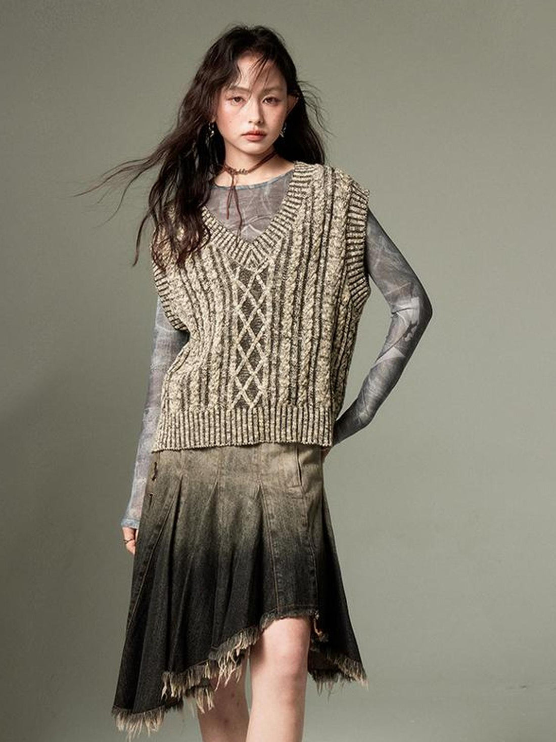 DIDDI MODA Classic Cable Knit V Neck Sweater Vest