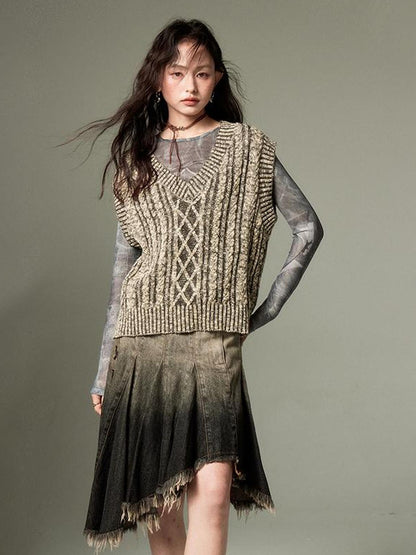DIDDI MODA Classic Cable Knit V Neck Sweater Vest