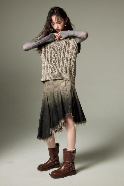 DIDDI MODA Classic Cable Knit V Neck Sweater Vest