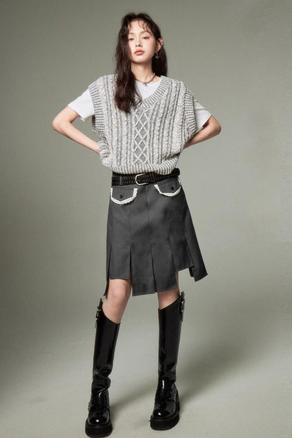 DIDDI MODA Classic Cable Knit V Neck Sweater Vest