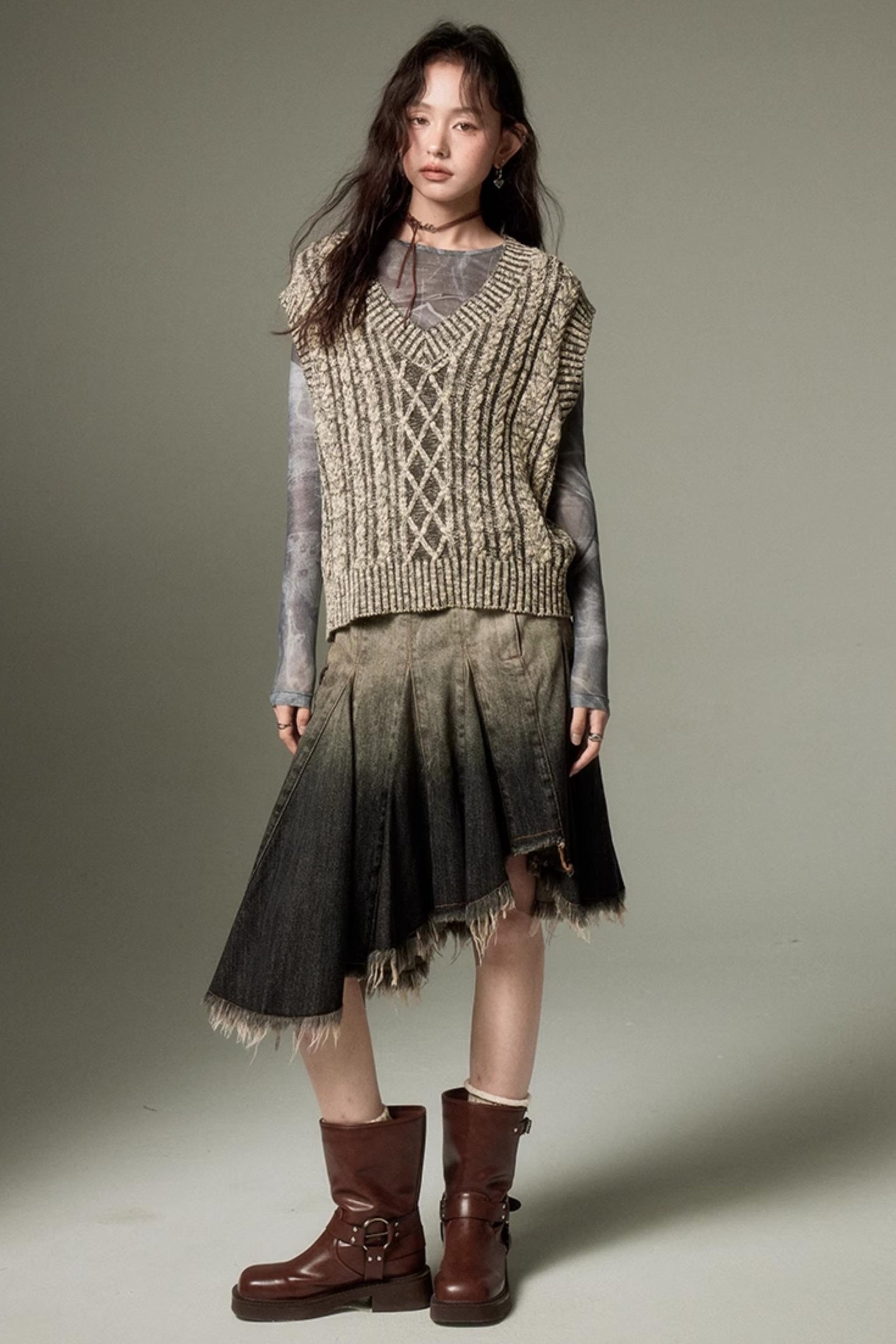 DIDDI MODA Classic Cable Knit V Neck Sweater Vest