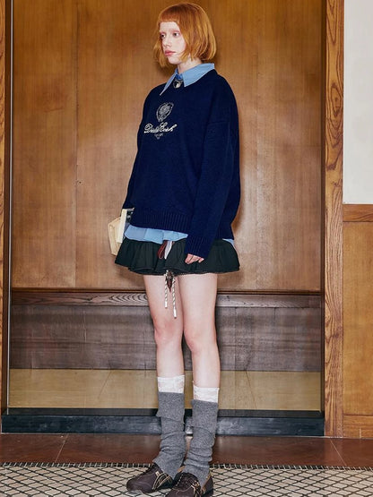 Classic Collar Knit Sweater With Bow Emblem Embroidery