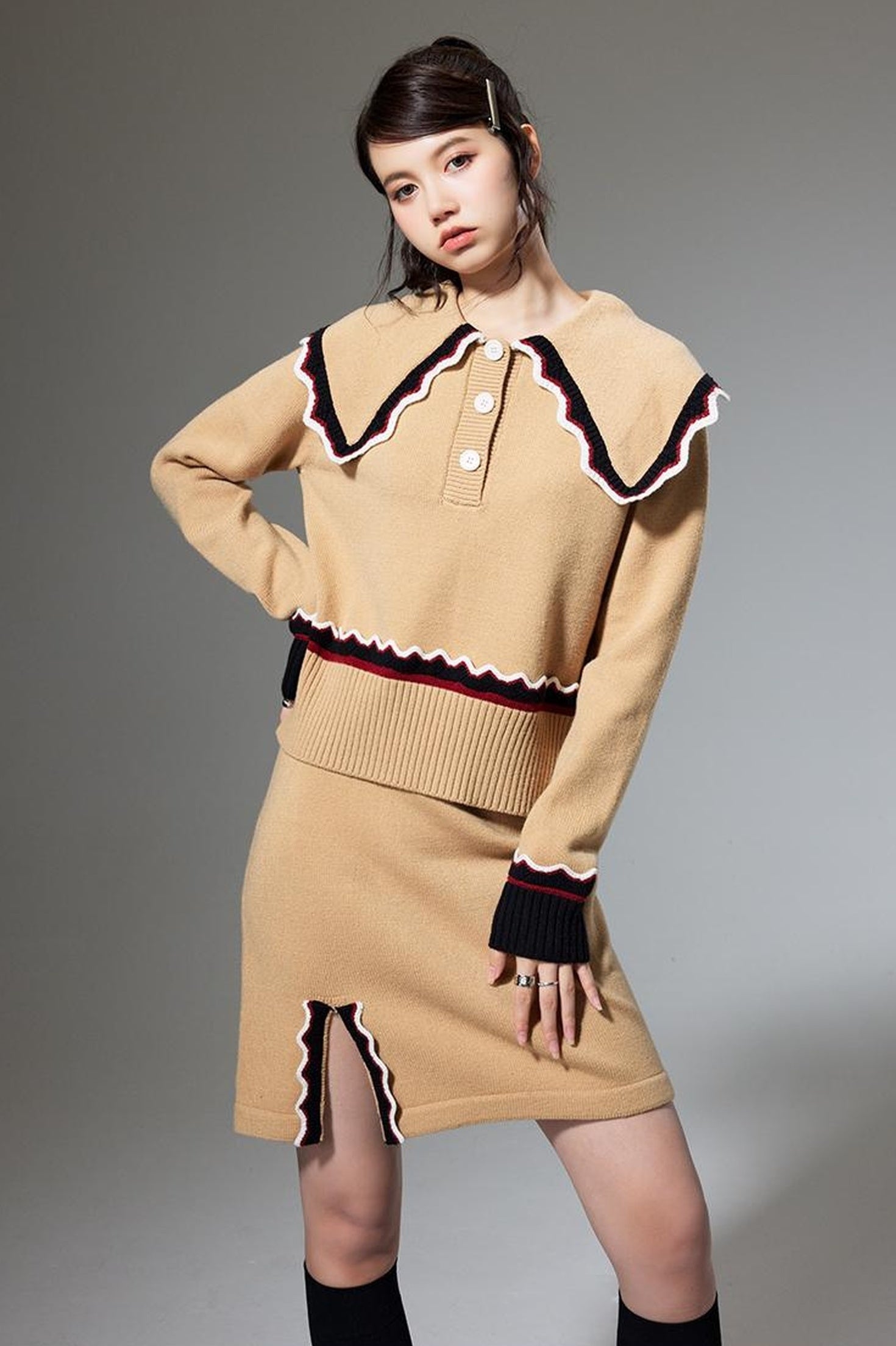 DIDDI MODA Classic Color Block Lace Collar Knit Set