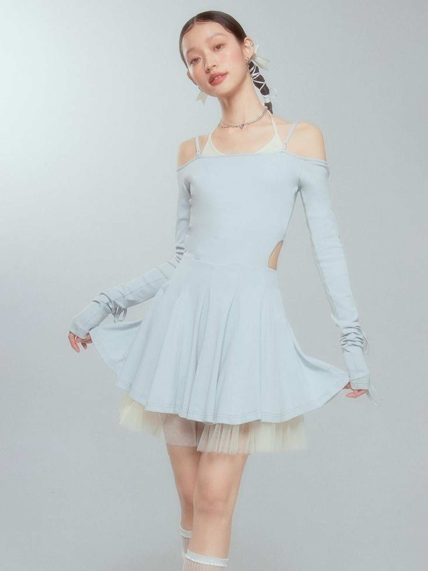 DIDDI MODA Colorblock Halter Ballet Dress With Lace Up Cutout Detail